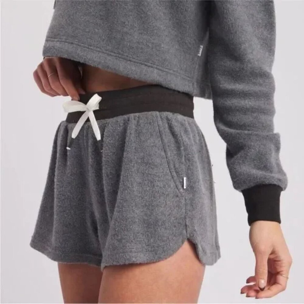 FEAT BlanketBlend Shorts Gray Black Side Pockets Comfy Soft Athleisure size S